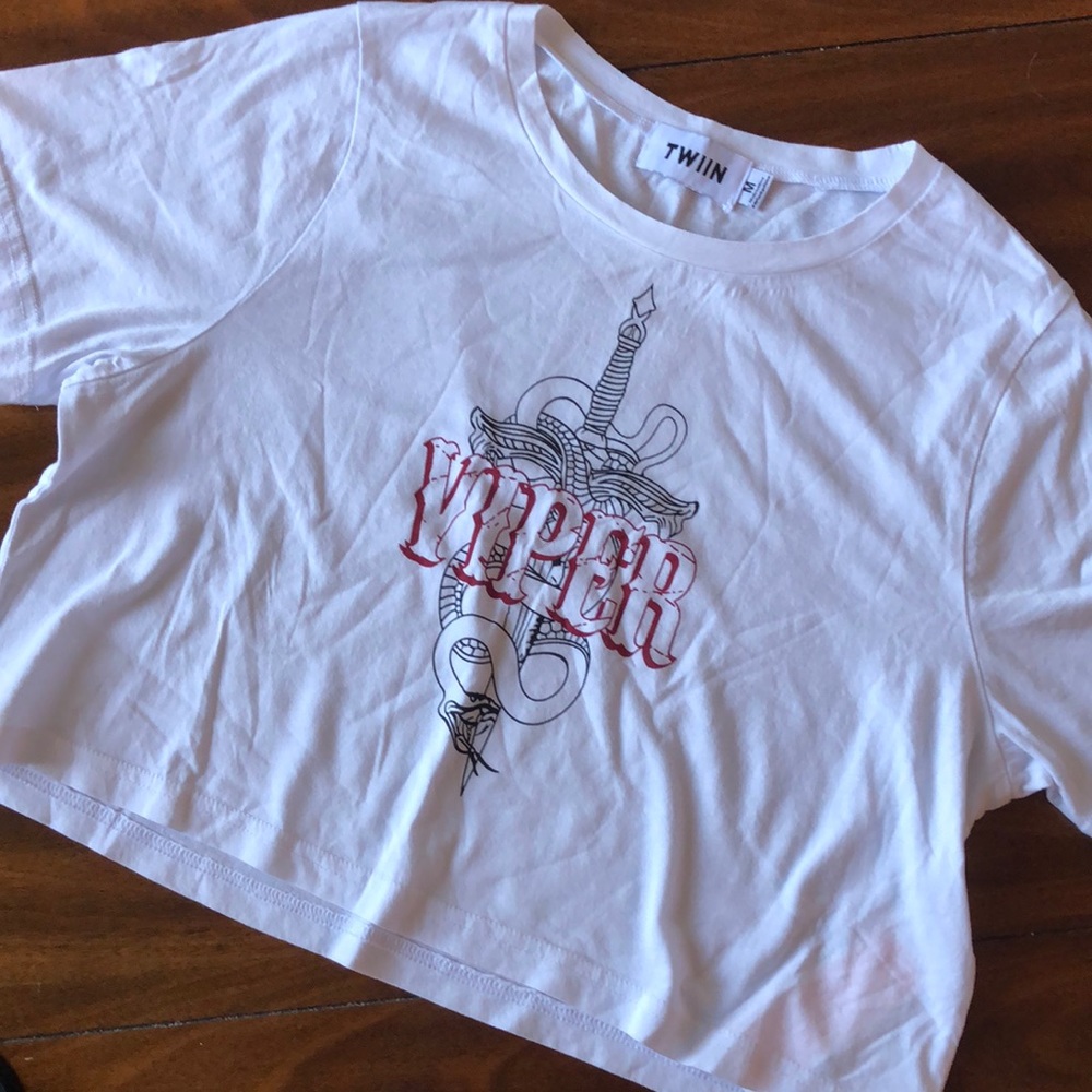 ~Princess Polly~ NWT Viper Crop (size M)